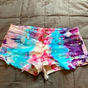 Almost famous tie dye shorts size 3